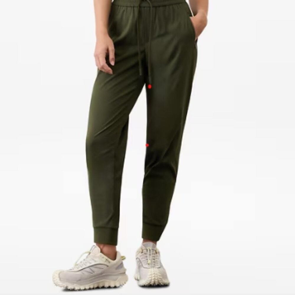 Trekkie Relaxed Mid Rise Jogger NWT
